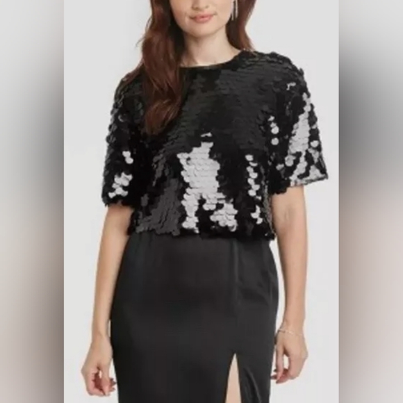 a new day Tops - 🖤A New Day Women's Black Sequin Paillette Top
